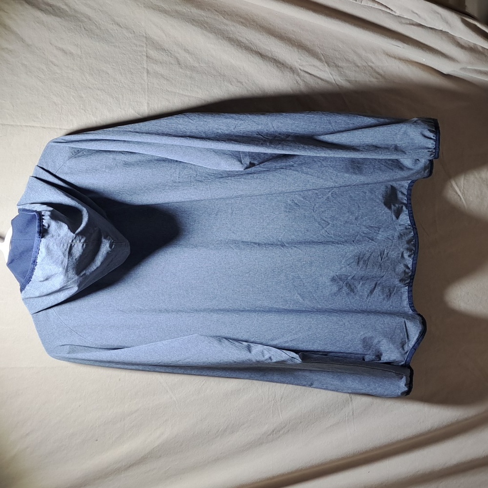 Men's zip up light jacket by Puma
